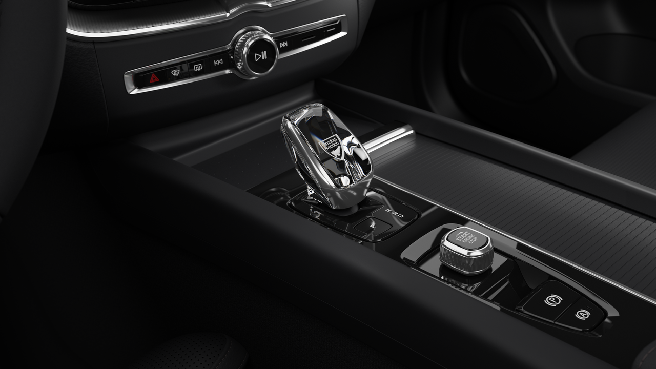 Volvo XC60 ULTRA BLACK EDITION 2026-10