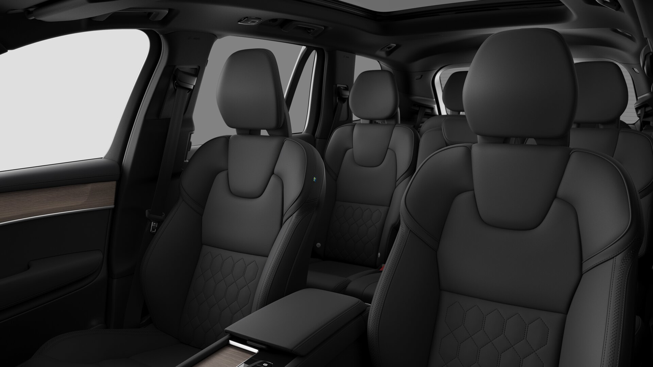 2026 Volvo XC90 PLUG-IN HYBRID PLUS DARK THEME-11