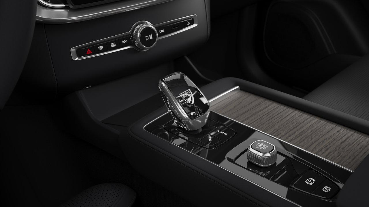 Volvo XC90 ULTRA DARK THEME 2026-10