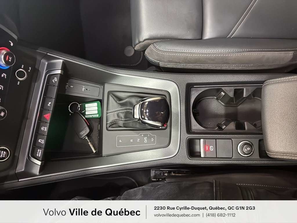 Audi Q3 Progressiv 45 2022-17