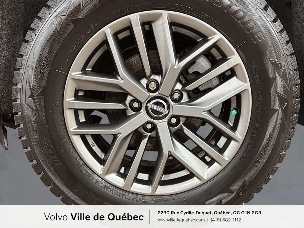 2024 Nissan Rogue S-9