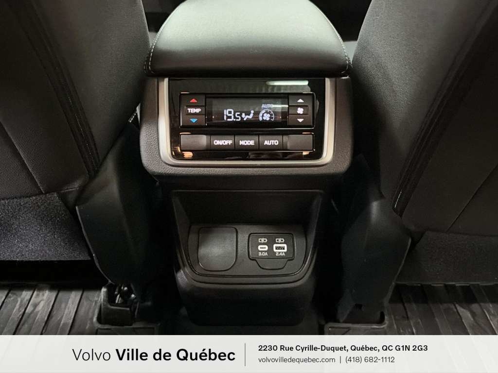 Subaru Ascent Touring 2024-19