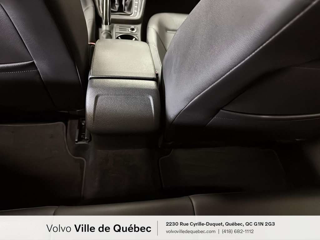 Volkswagen Golf Comfortline 2018-13