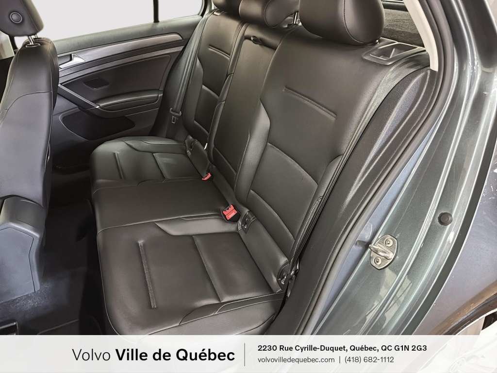 Volkswagen Golf Comfortline 2018-9