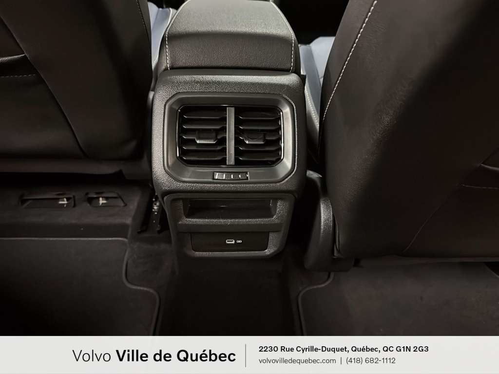 Volkswagen Taos Highline 2025-15