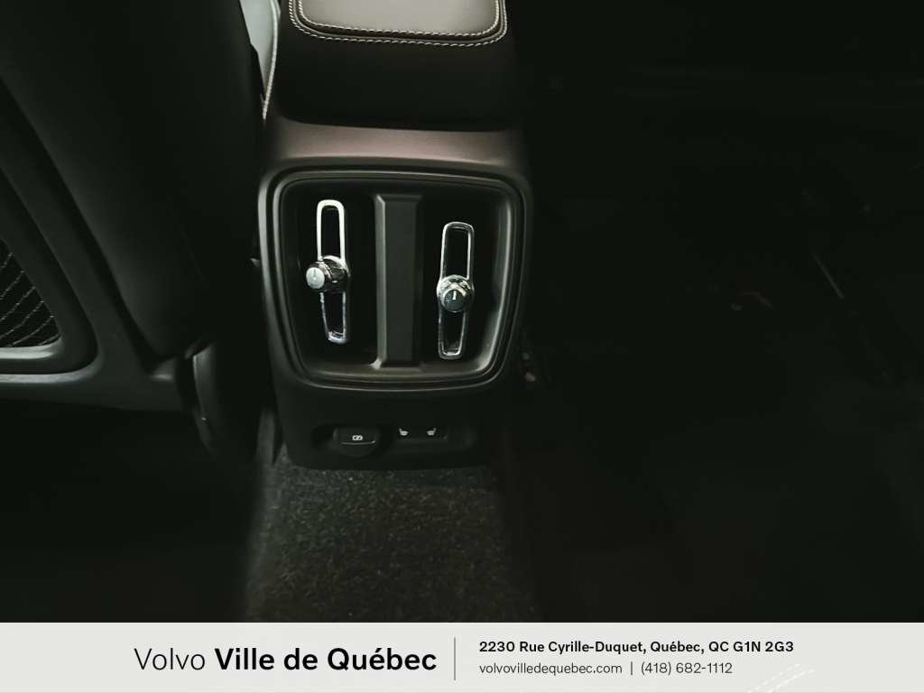 Volvo C40 Recharge Plus 2023-13