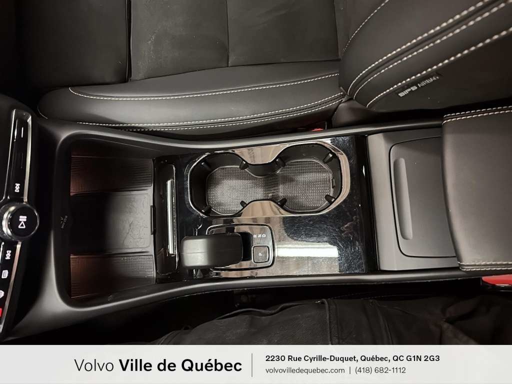 Volvo C40 Recharge Plus 2023-19