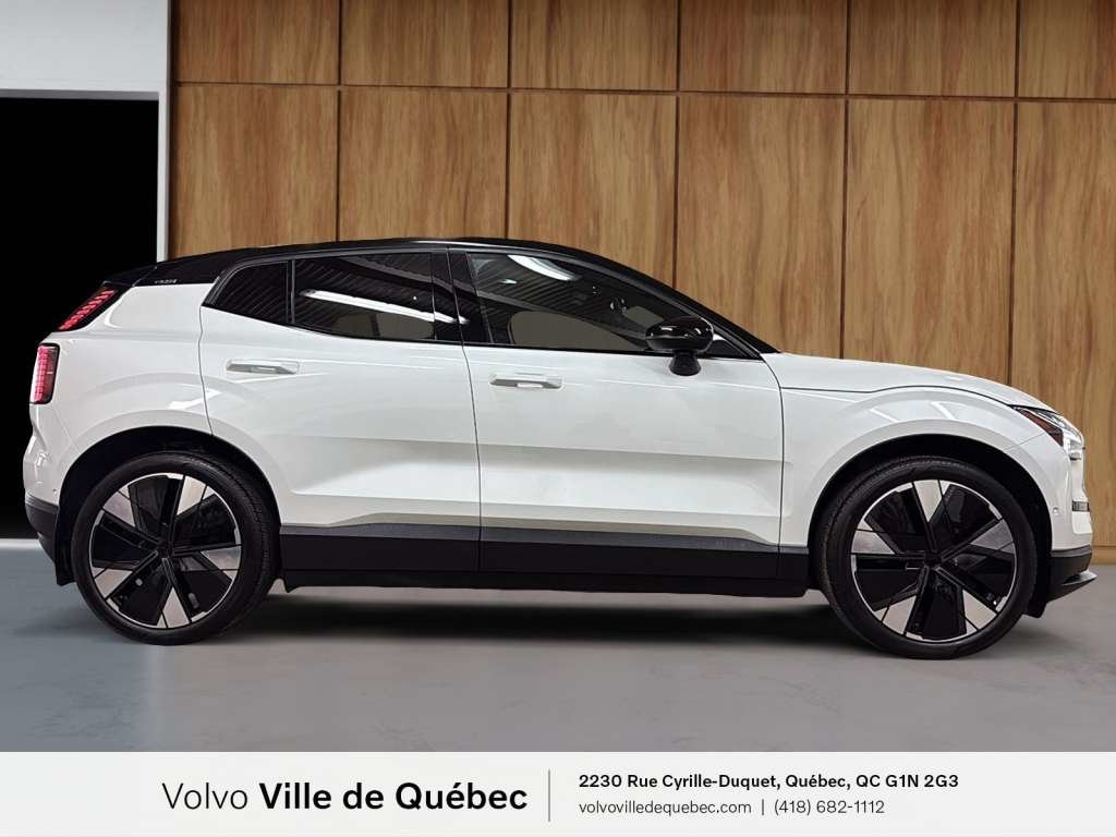 Volvo EX30 TWIN Ultra 2025-3