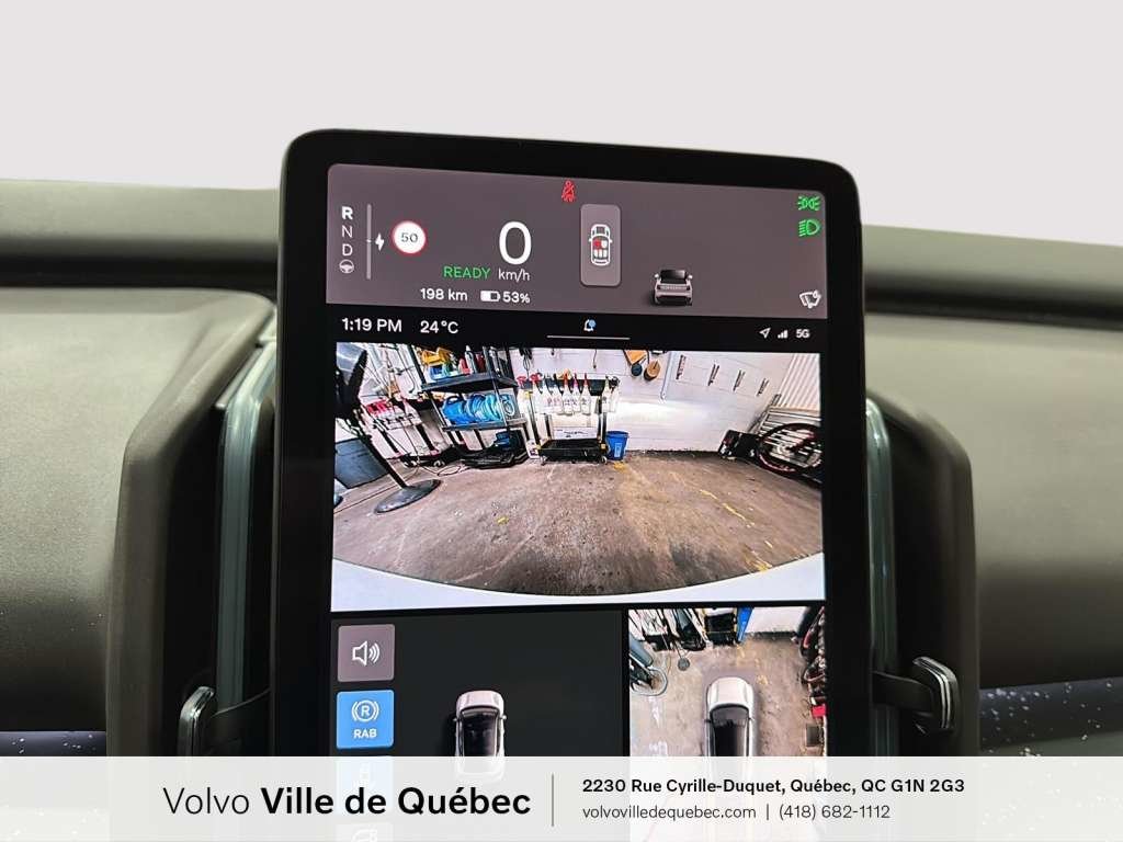 Volvo EX30 TWIN Ultra 2025-17