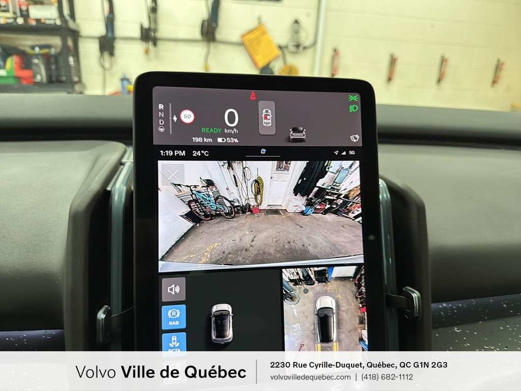 Volvo EX30 TWIN Ultra 2025-19