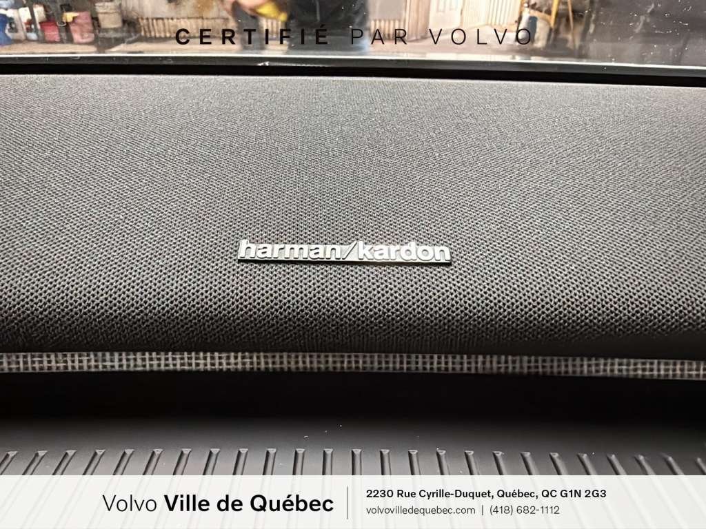 Volvo EX30 TWIN Ultra 2025-18
