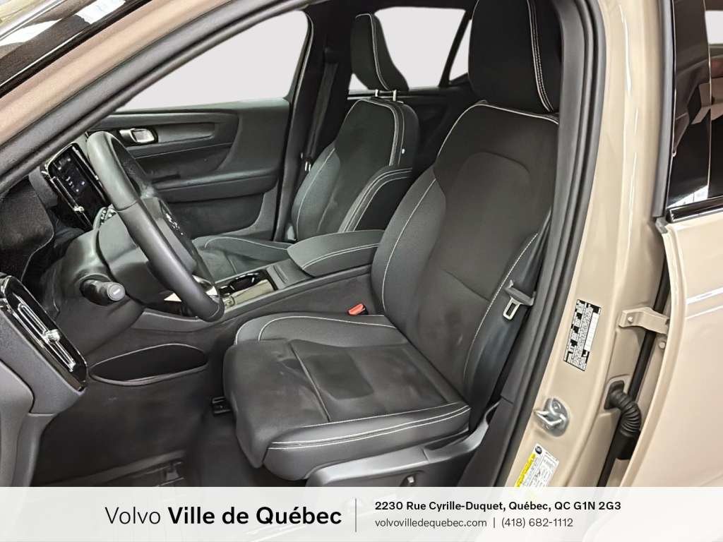 2025 Volvo EX40 TWIN Ultra-10