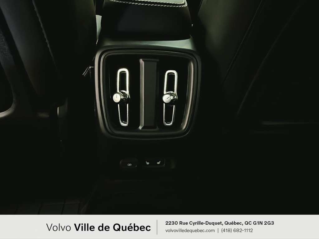 2025 Volvo EX40 TWIN Ultra-17