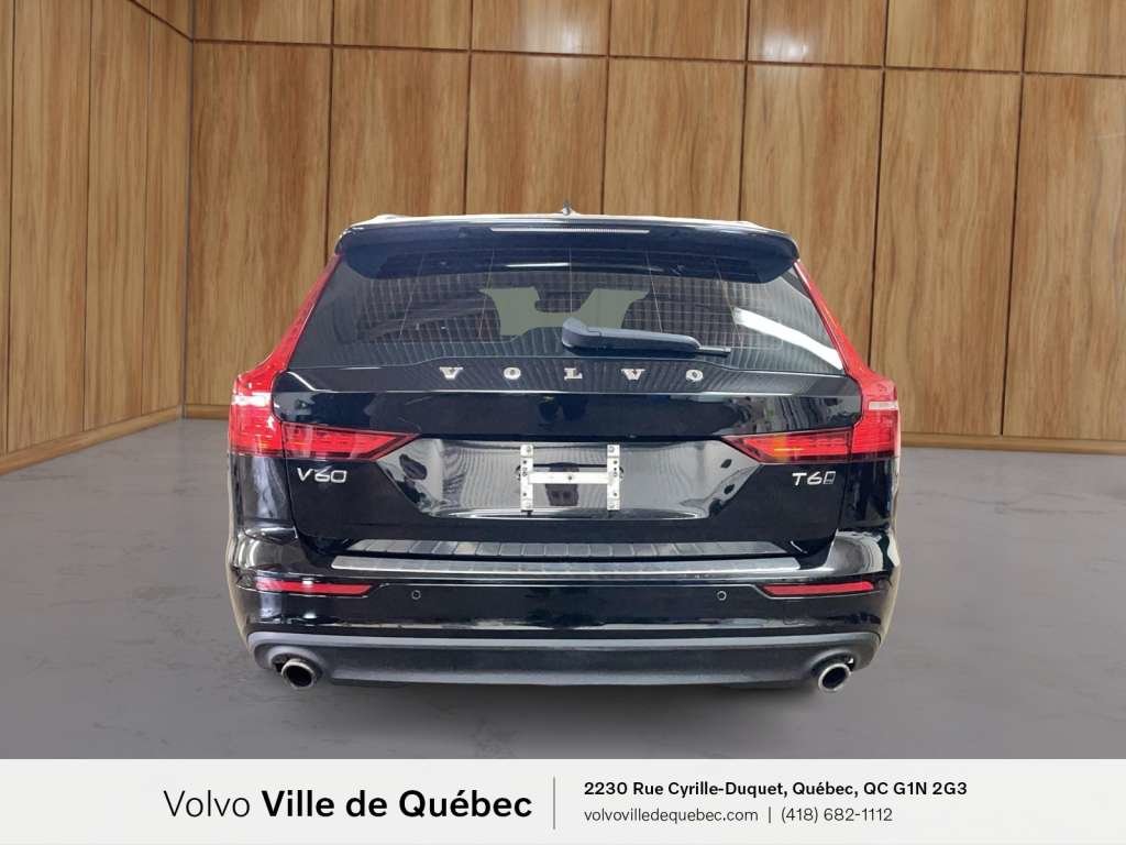 2022 Volvo V60 Momentum-5