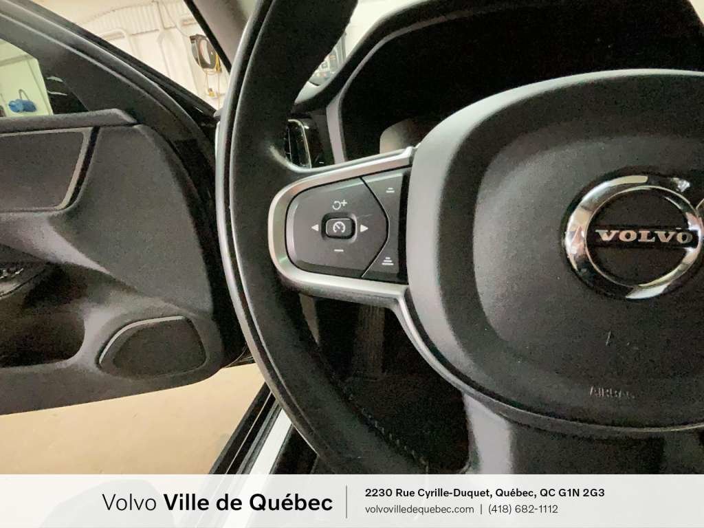 2022 Volvo V60 Momentum-16