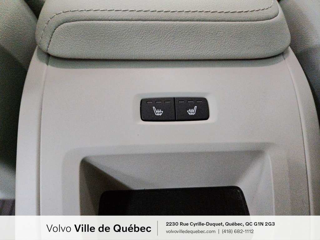 2023 Volvo V60 CC Plus-13