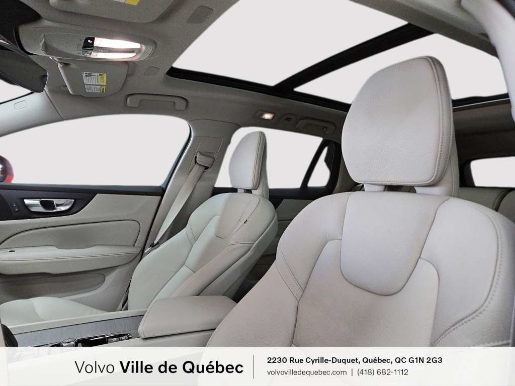 2023 Volvo V60 CC Plus-10