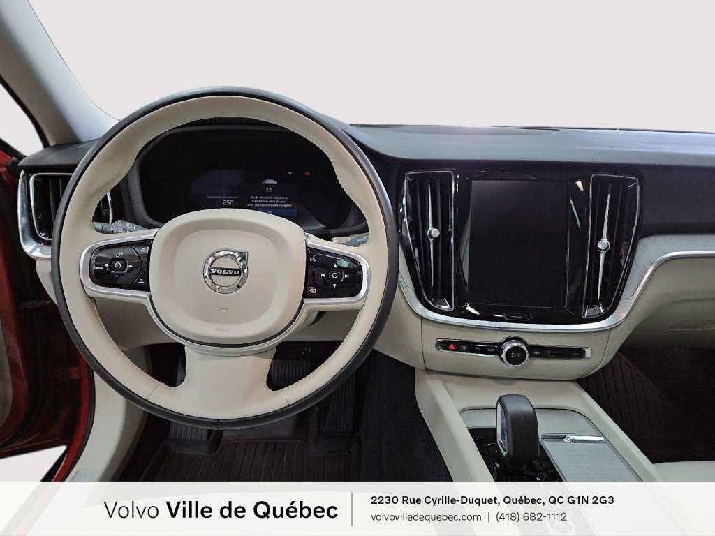 2023 Volvo V60 CC Plus-12