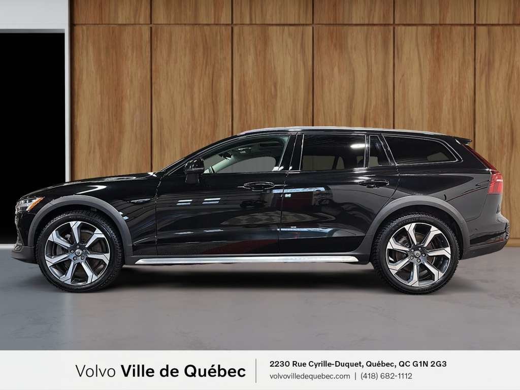 Volvo V60 CC Ultimate 2023-6