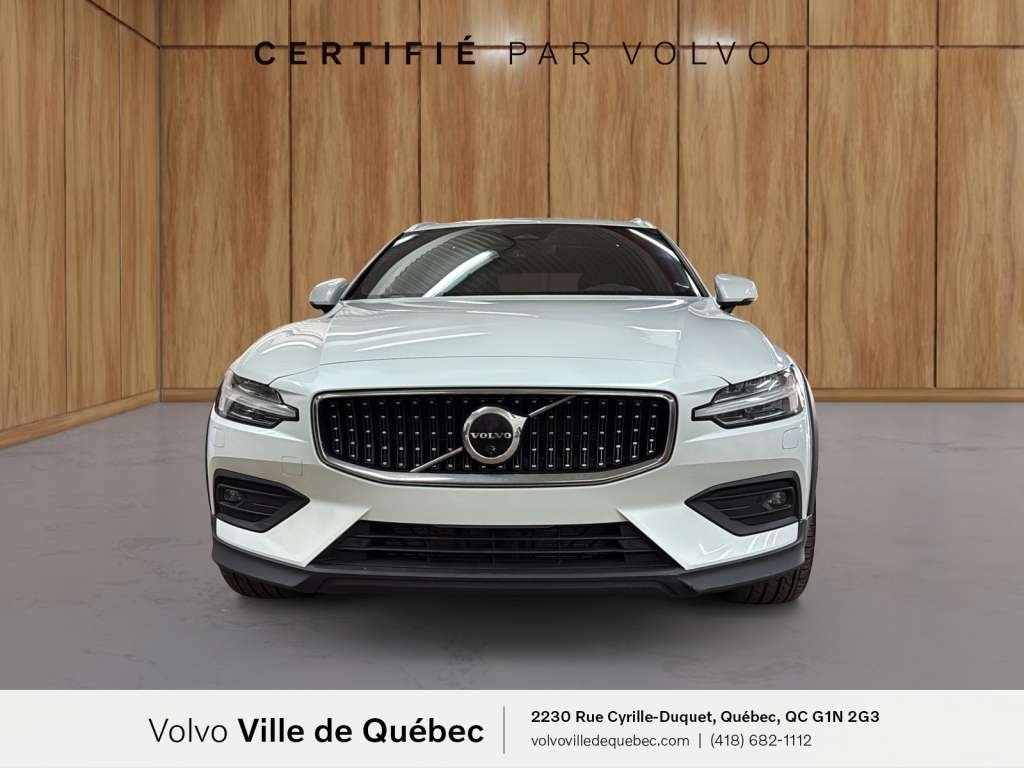 Volvo V60 CC Ultimate 2023-2