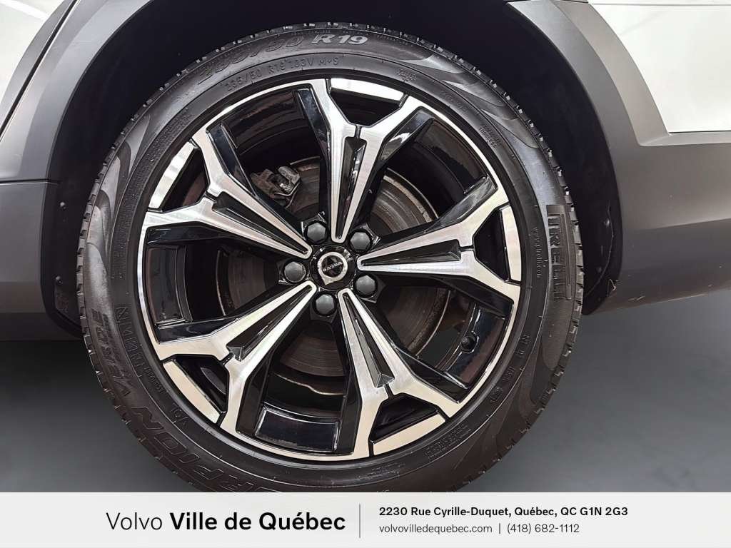 Volvo V90 CC Plus B6 2023-5