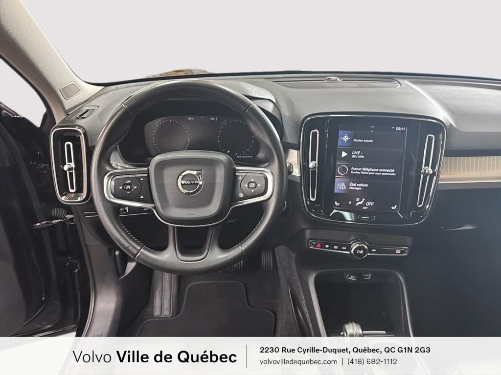 2020 Volvo XC40 Momentum-12