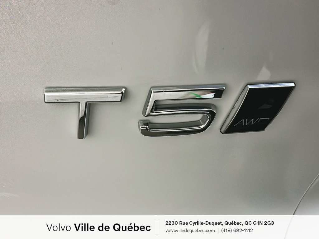 2020 Volvo XC40 Momentum-7
