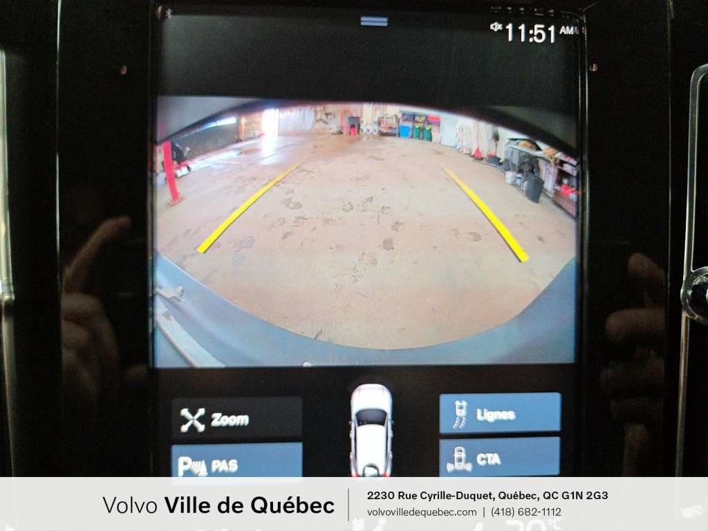 2022 Volvo XC40 Momentum-21