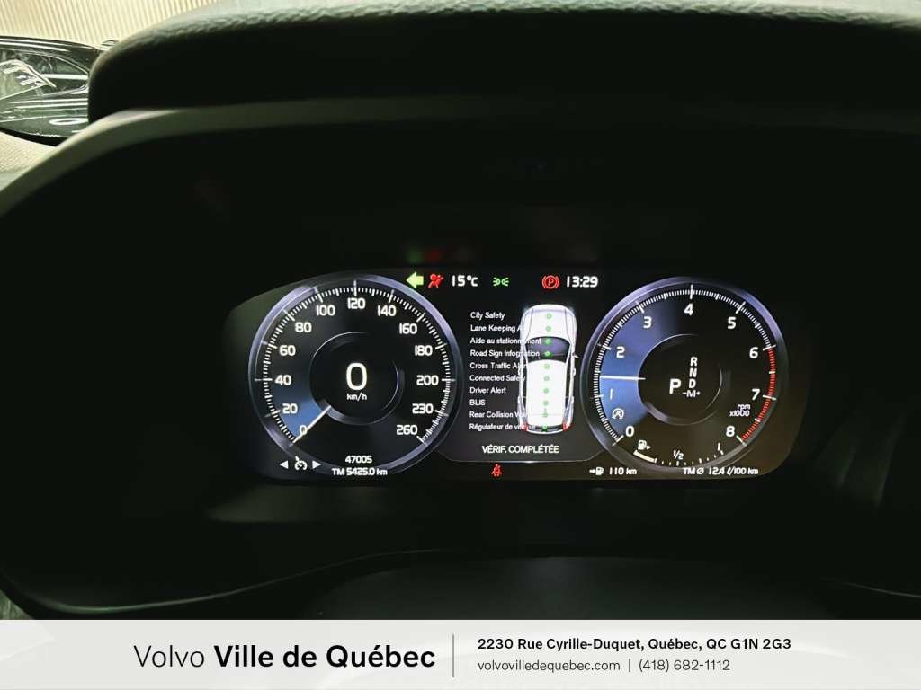 2022 Volvo XC40 Inscription-18