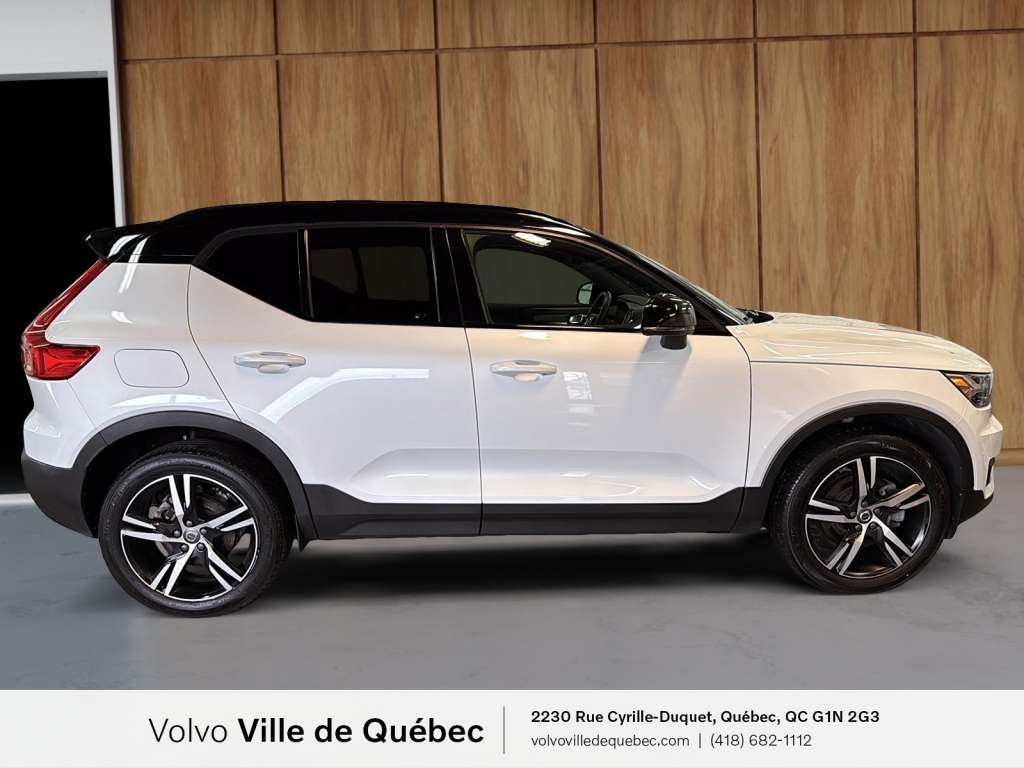 2022 Volvo XC40 R-Design-4