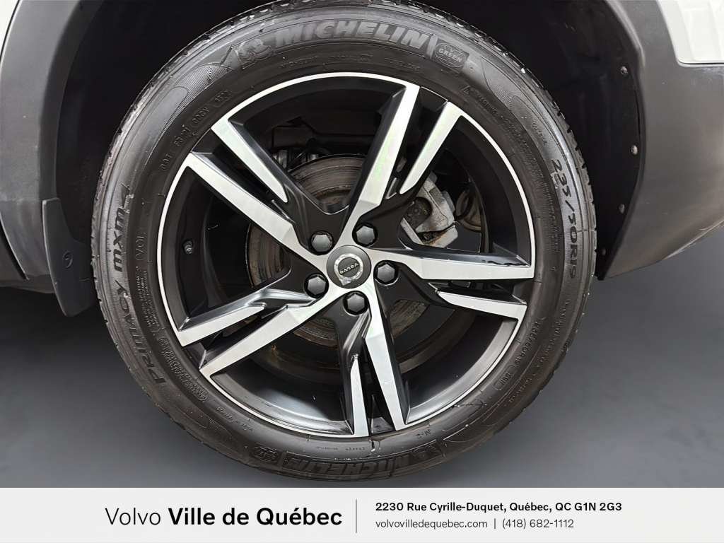 2022 Volvo XC40 R-Design-8