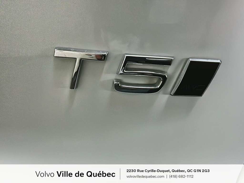 2022 Volvo XC40 R-Design-9