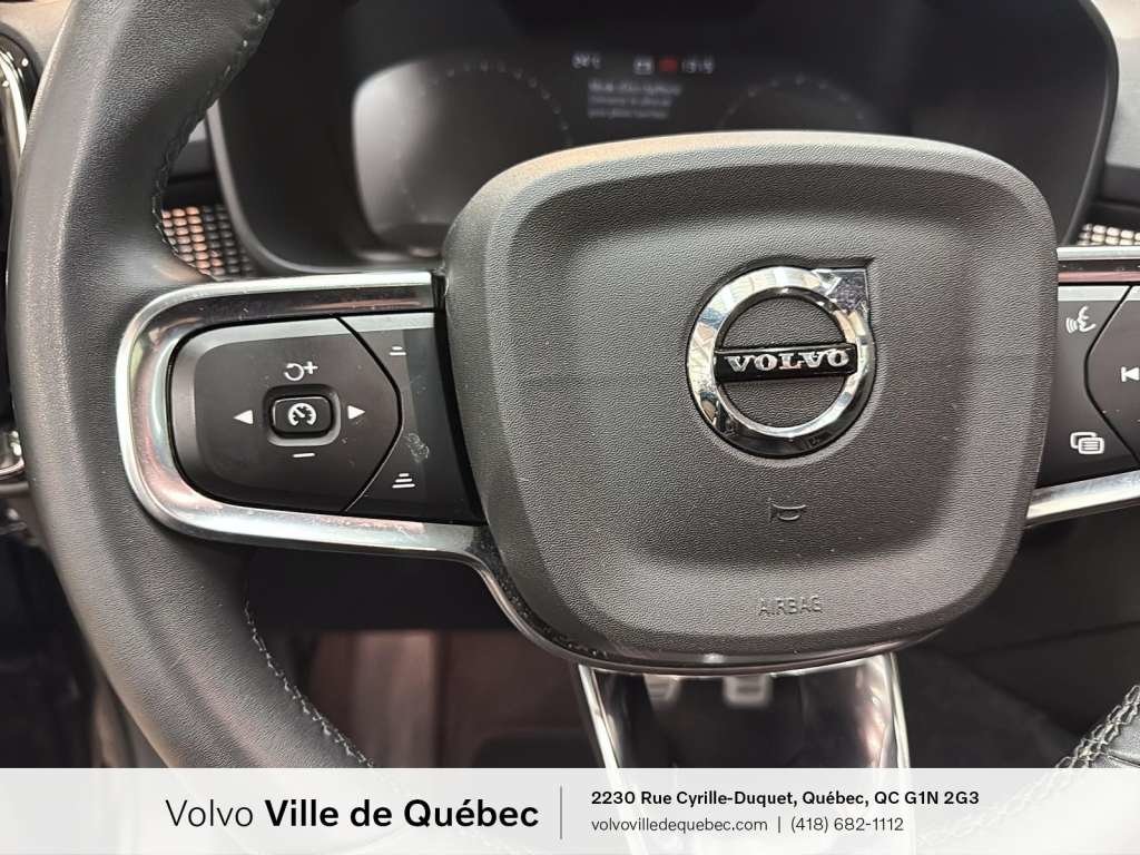 Volvo XC40 R-Design 2022-14