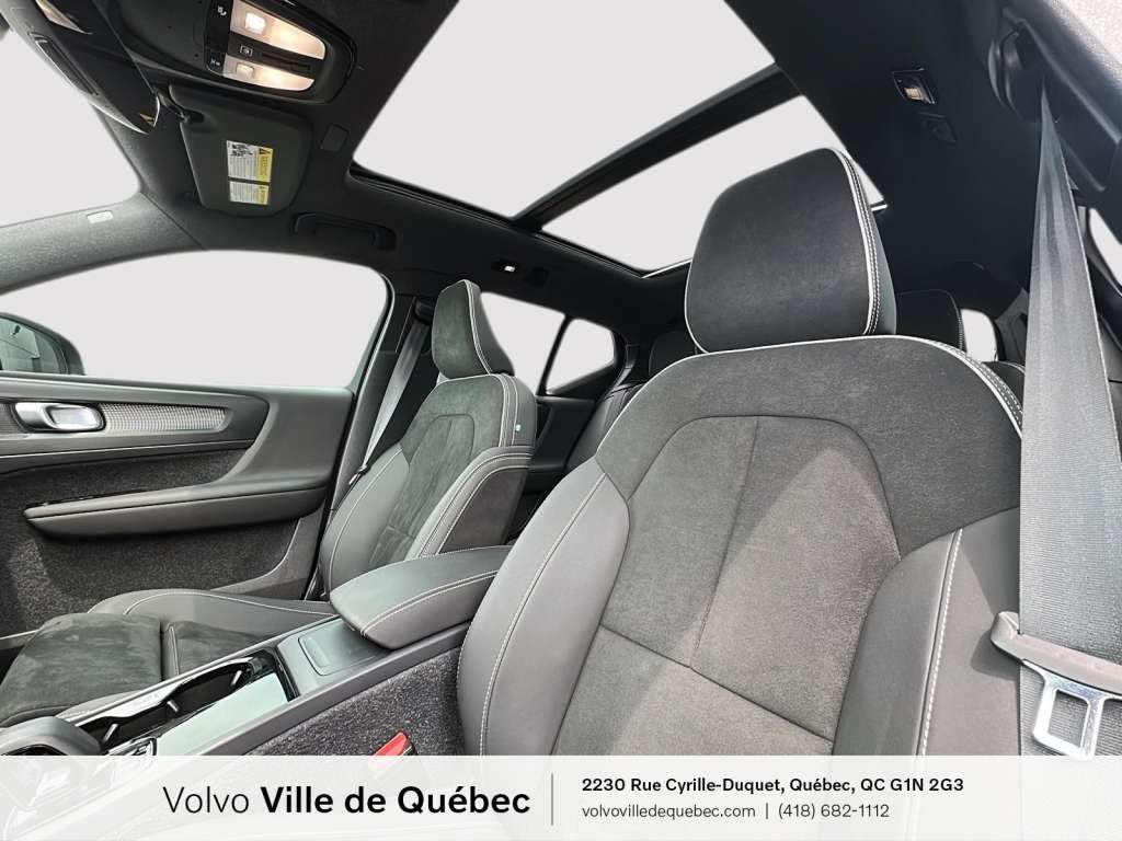 Volvo XC40 Recharge Plus 2022-9