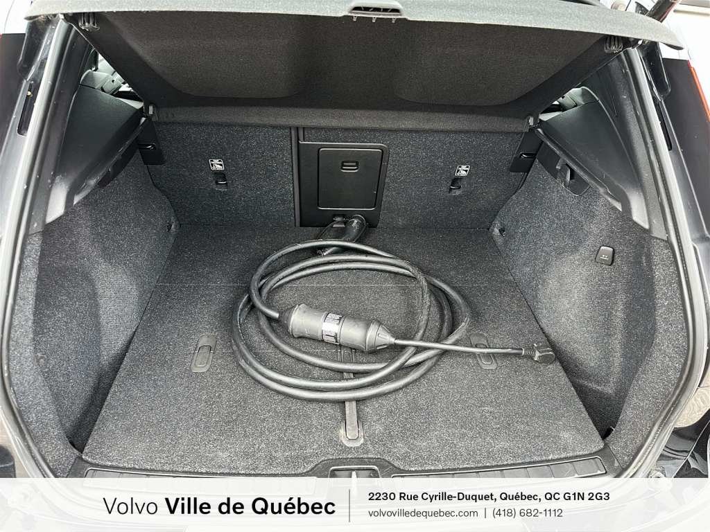 Volvo XC40 Recharge Plus 2022-8