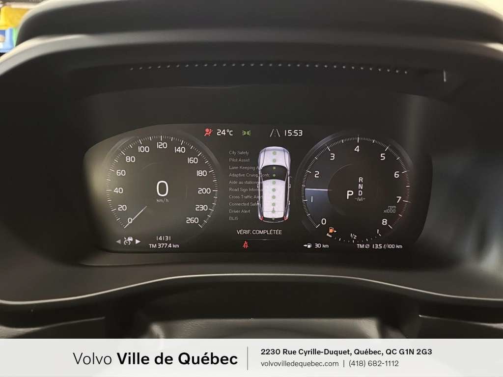 2022 Volvo XC40 R-Design-16