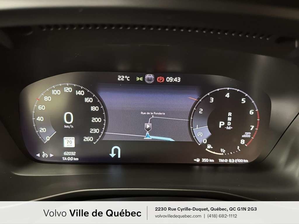 2022 Volvo XC40 R-Design-17