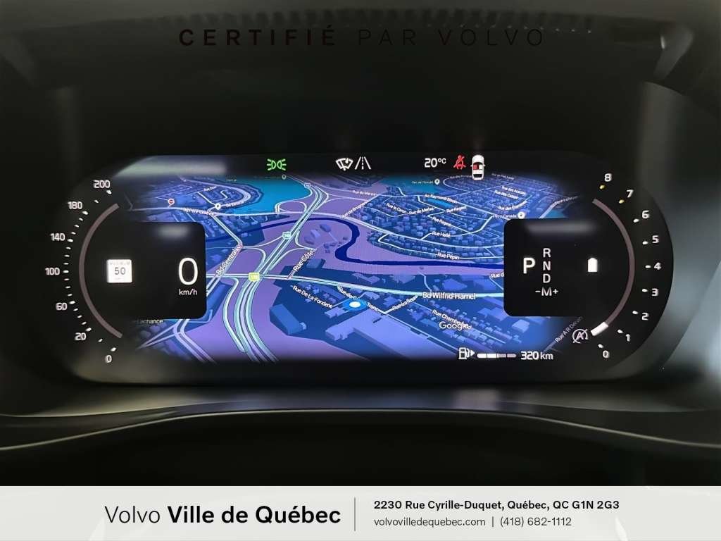 2023 Volvo XC40 Plus Dark B5-16
