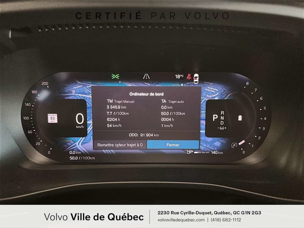 Volvo XC40 Plus Dark B5 2023-15