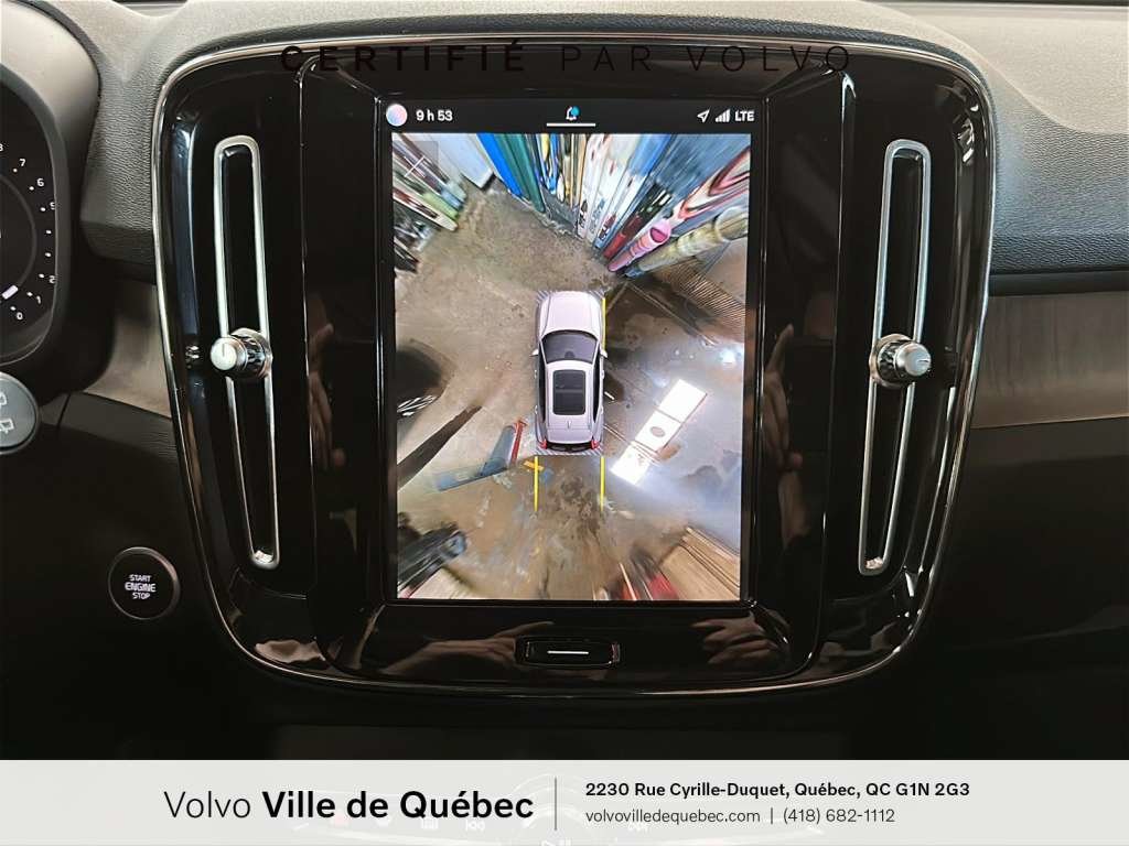 Volvo XC40 Plus Dark B5 2023-18