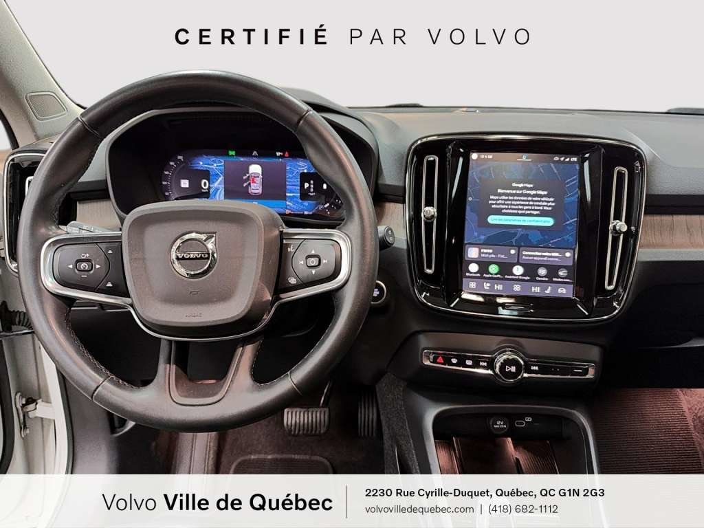 2023 Volvo XC40 Plus Dark B5-10