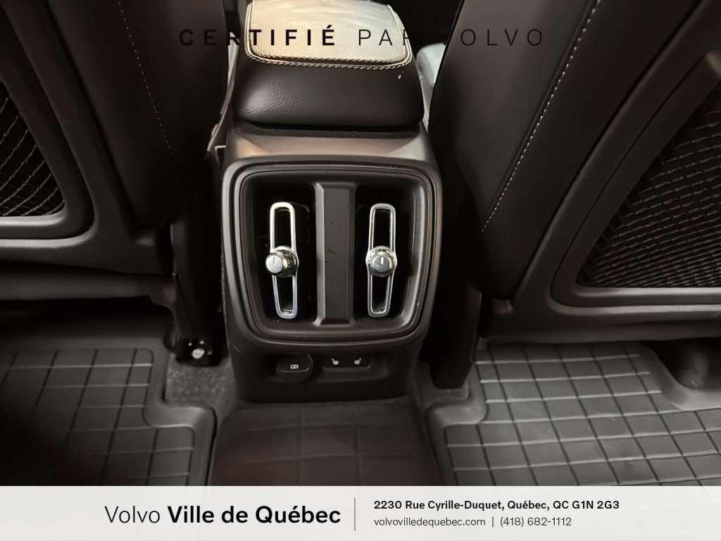 2023 Volvo XC40 Ultimate B5-13