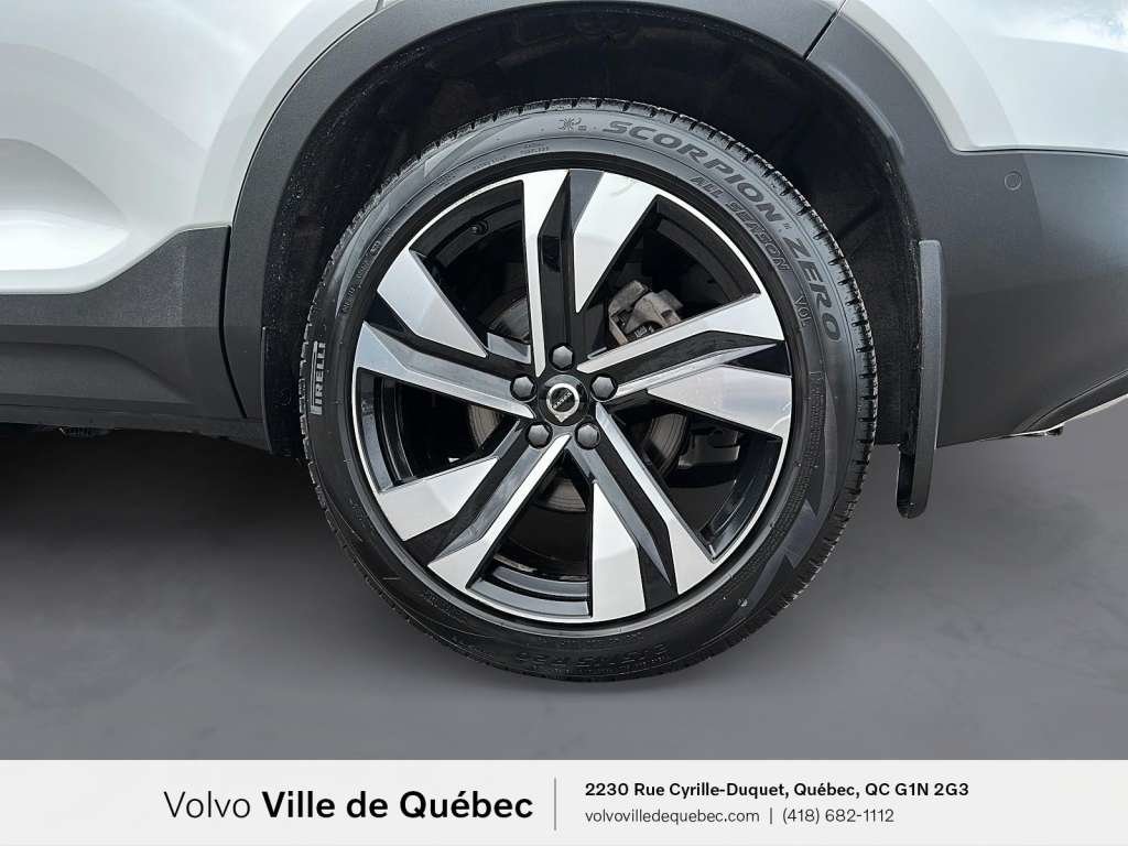 2024 Volvo XC40 B5 - Plus-6