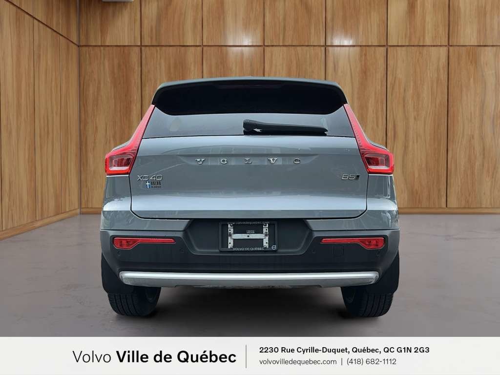2024 Volvo XC40 B5 - Ultimate-4