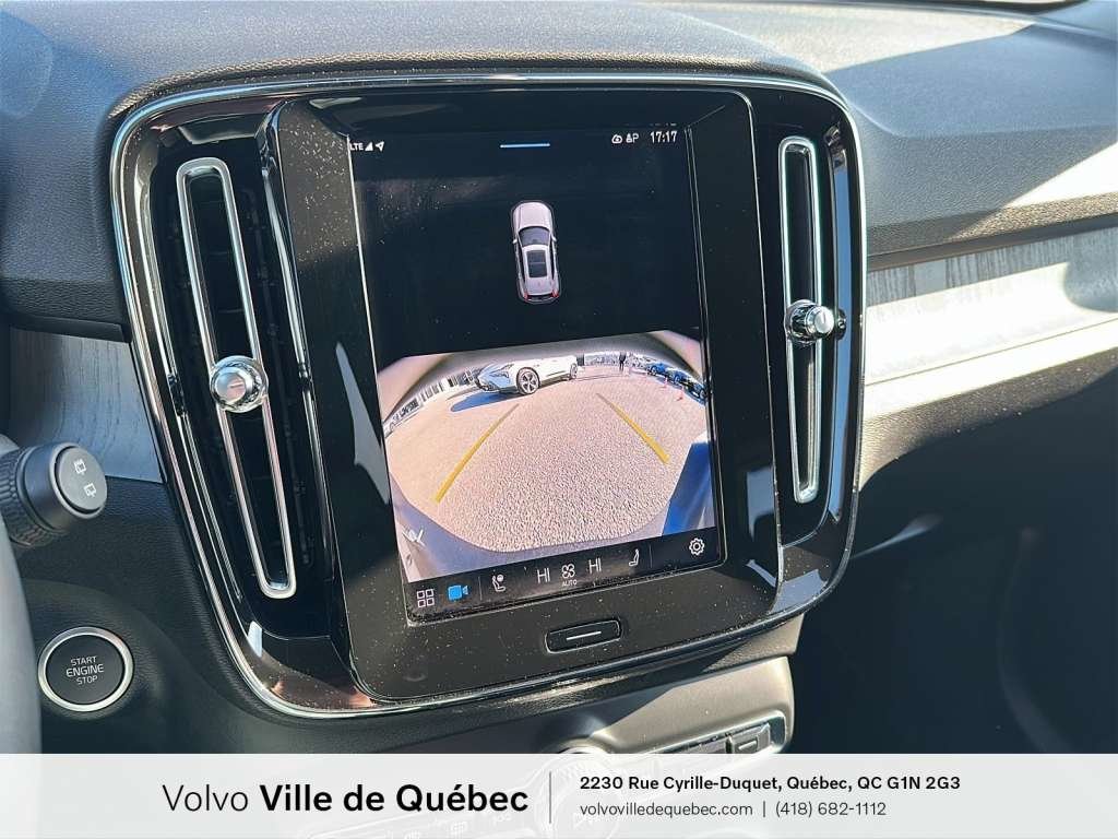 2025 Volvo XC40 B5 - Core-20