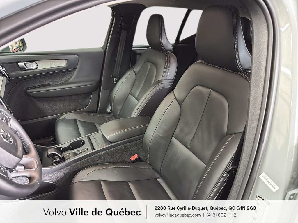 Volvo XC40 B5 - Core 2025-1