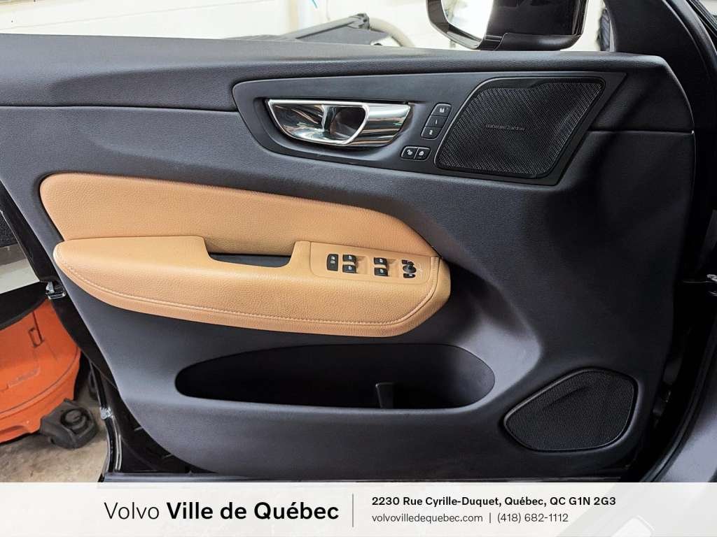 Volvo XC60 Momentum 2019-19