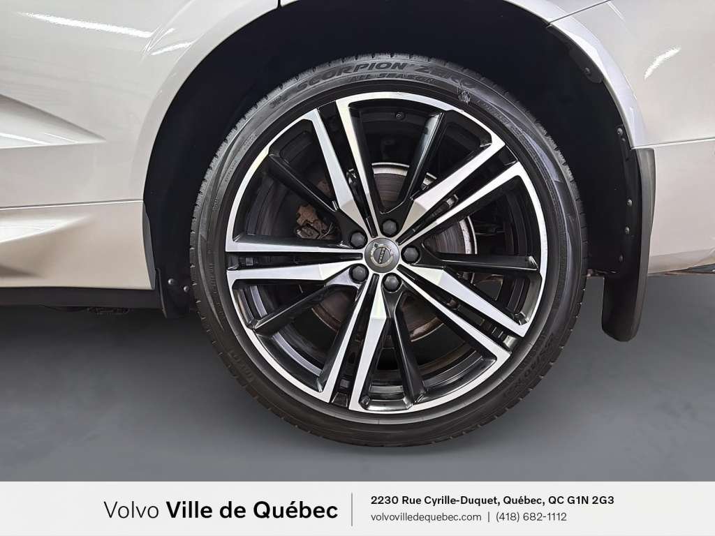 2020 Volvo XC60 R-Design-6