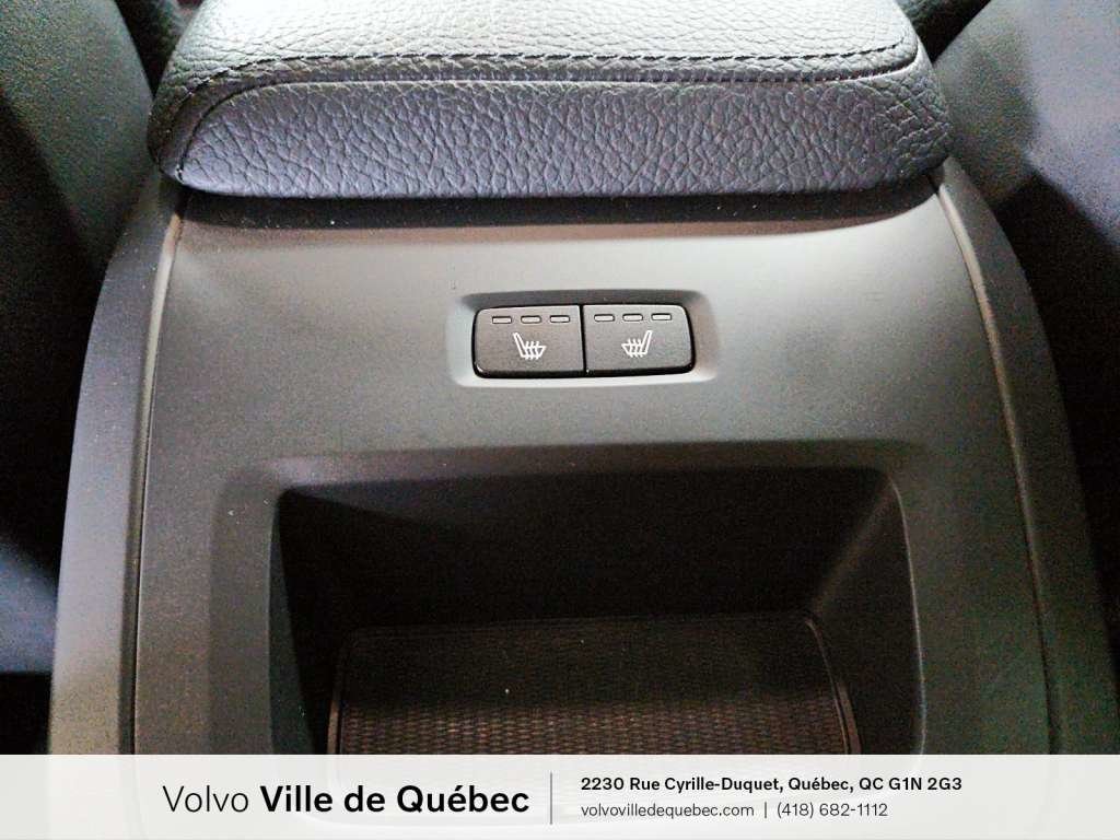 Volvo XC60 Inscrptn Expr Rchrg 2022-14