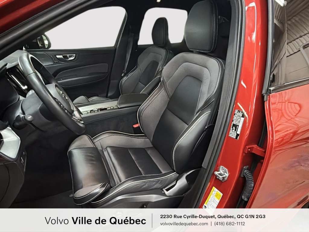 Volvo XC60 R-Design 2022-10